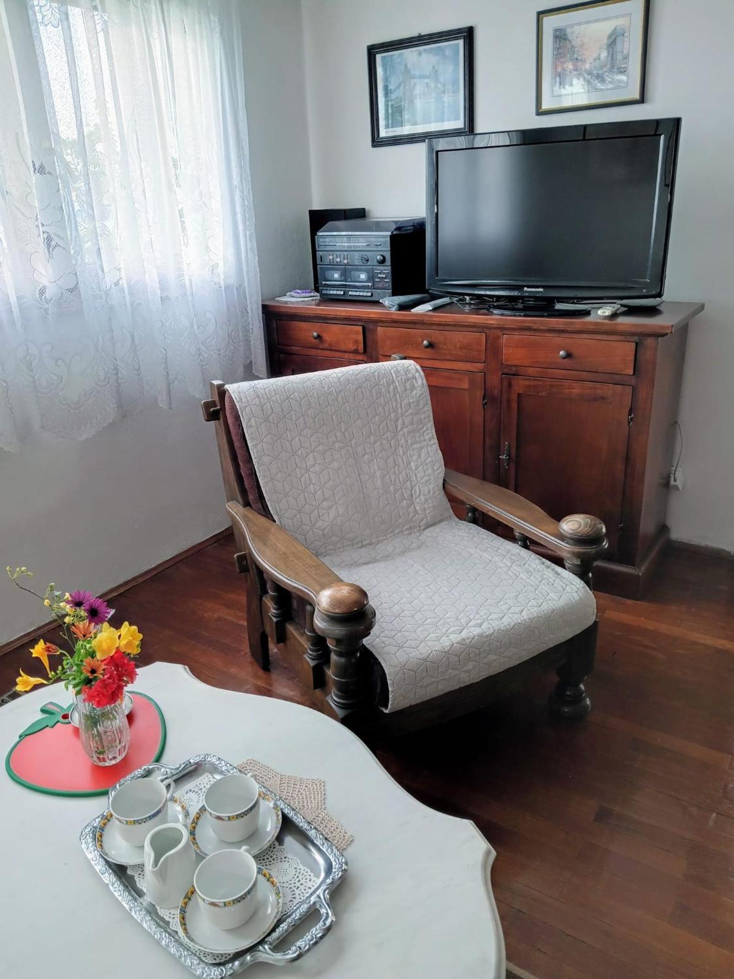 Apartman Lori Lovran Exteriör bild